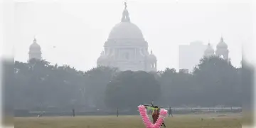 Read more about - Weather Update | হেমন্তেই শীতের আমেজ রাজ্যে! নামছে কলকাতা-সহ গোটা রাজ্যের তাপমাত্রার পারদ