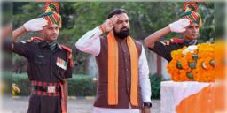 Read more about - Samrat Choudhary | বিহারে শুরু সম্রাট যুগ, নয়া মুখ্যমন্ত্রী হিসেবে শপথ নিলেন সম্রাট চৌধুরী!