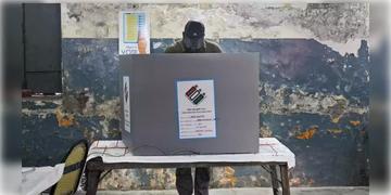 Read more about - Lok Sabha | ২০২৯ লোকসভা ভোটে ৪৬% বাড়ছে বুথ, বিপুল খরচের ইঙ্গিত নির্বাচন কমিশনের!