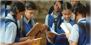 Read more about - CBSE Education Policy | ষষ্ঠ শ্রেণিতেই বাধ্যতামূলক থার্ড ল্যাঙ্গুয়েজ! ৭ দিনের মধ্যেই নয়া নিয়ম চালুর নির্দেশ CBSE বোর্ডের