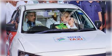 Read more about - Bharat Taxi | সস্তায় চড়বেন ক্যাব, কলকাতাতেও শুরু হবে ভারত ট্যাক্সি পরিষেবা!