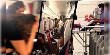Read more about - Air India | ফুকেট-দিল্লি এয়ার ইন্ডিয়া বিমানের আকস্মিক পতন, পাইলটের রক্তে মিলল ড্রাগ!