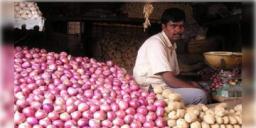 Read more about - Onion Price | পেঁয়াজের দাম ১ বছরে ৫৯% বৃদ্ধি, দাম নিয়ন্ত্রণে ‘কান্দা এক্সপ্রেস’ চালুর সিদ্ধান্ত কেন্দ্রের!