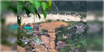 Read more about - Rimbi Landslide | সিকিমে ভারী বৃষ্টিতে ভয়াবহ ধস, রিম্বির পরিস্থিতি নিয়ে উদ্বেগে মুখ্যমন্ত্রী প্রেম সিং তামাং!