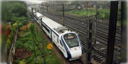 Read more about - Vande Bharat Sleeper | দিল্লি-হাওড়া পৌঁছানো যাবে মাত্র ১৫ ঘণ্টায়, এই রুটে বন্দে ভারত স্লিপার, ভাড়া কত?