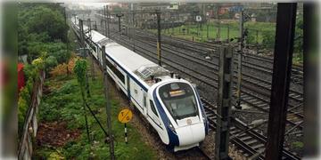 Read more about - Vande Bharat Sleeper | দিল্লি-হাওড়া পৌঁছানো যাবে মাত্র ১৫ ঘণ্টায়, এই রুটে বন্দে ভারত স্লিপার, ভাড়া কত?