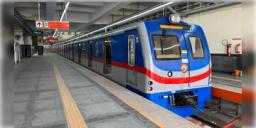 Read more about - Kolkata Metro | আড়াই মিনিট অন্তর মিলবে মেট্রো, ব্লু লাইনে সম্পন্ন হলো অত্যাধুনিক ও উচ্চ-পরিবাহী অ্যালুমিনিয়াম থার্ড রেল বসানোর কাজ!