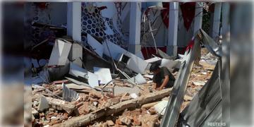 Read more about - Indonesia Earthquake | শক্তিশালী ভূমিকম্প ইন্দোনেশিয়ায়, ভেঙেছে একাধিক বাড়ি, জারি সুনামি সতর্কতা!