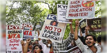 Read more about - NEET Paper Leak | নিট প্রশ্নফাঁস বিতর্কের মাঝেই বরখাস্ত NTA-র ৪৭ জন আধিকারিক!