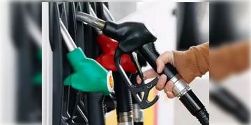 Read more about - Petrol-Diesel Price | বিশ্ববাজারে কমেছে অপরিশোধিত তেলের দাম, তবে এখনই ভারতে কমছে না পেট্রল-ডিজেলের দাম!