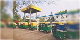 Read more about - Gas Price | দেশ জুড়ে গ্যাস সংকটের মধ্যে বাড়লো অটোয় ব্যবহৃত জ্বালানির দাম, বাড়তে পারে ভাড়াও!