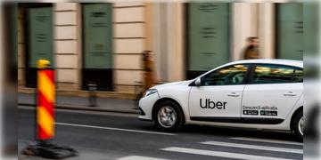 Read more about - Uber Layoff | কর্মী ছাঁটাই উবেরে, কাজ হারাচ্ছেন ৩৩০০ কর্মী! চালকহীন গাড়ির পথেই হাঁটছে সংস্থা!