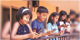 Read more about - Social Media | ১৩ বছরে নীচে ব্যবহার করা যাবে না সোশাল মিডিয়া! সংসদে নয়া বিল পাশের আর্জি