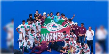 Read more about - Mohun Bagan vs East Bengal | হকি ডার্বির রং সবুজ-মেরুন! ইস্টবেঙ্গলকে হারিয়ে প্রিমিয়ার হকি লিগ চ্যাম্পিয়ন মোহনবাগানের ছেলেরা