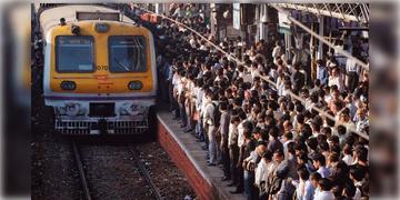 Read more about - Sealdah division Local Train | যাত্রী ভোগান্তি কমাতে শিয়ালদহ ডিভিশনে বাড়ছে ট্রেনের সংখ্যা, ঘোষণা রেলের