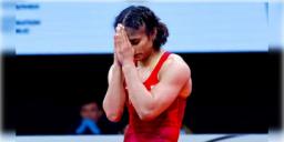 Read more about - Vinesh Phogat | আইনি লড়াইয়ে জিতলেও এশিয়ান গেমস অধরাই ভিনেশের, 'আমি আবার ফিরব"- প্রত্যয়ী কুস্তিগীর
