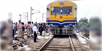 Read more about - Farakka Rail | মেরামতির কাজ শেষ, সফল ট্রায়াল রানও! কবে থেকে চলবে উত্তরবঙ্গের ট্রেন? জানাল রেল