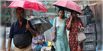 Read more about - Weather Update | বুধে বজ্রবিদ্যুৎ সহ ঝড়-বৃষ্টির আশঙ্কা শহরে, আজ কেমন থাকবে দক্ষিণবঙ্গের আবহাওয়া?