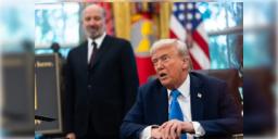 Read more about - Trump Tariff | ট্যারিফ বাতিল হতেই ‘প্ল্যান বি’-র ঘোষণা ট্রাম্পের, ফের ৫ শতাংশ শুল্ক আরোপ মার্কিন প্রেসিডেন্টের