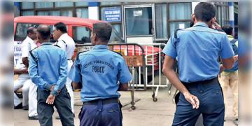 Read more about - Civic Volunteer | ৯০ দিনের মধ্যে ঝাড়াই বাছাই, সিভিক ভলান্টিয়ারদের নিয়ে নির্দেশিকা স্বরাষ্ট্র দফতরের!
