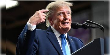 Read more about - Donald Trump | মধ্যবর্তী নির্বাচনের আগে আমেরিকার প্রেসিডেন্ট ট্রাম্পের জনপ্রিয়তায় ধস, বাড়ছে অসন্তোষ!