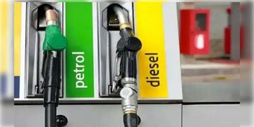Read more about - Petrol Diesel price | বিশ্ববাজারে কমলো জ্বালানির দর, দেশে পেট্রল ডিজেলের দামে হেরফের হলো কতটা?
