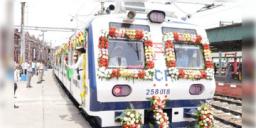 Read more about - Sealdah Local Train | শিয়ালদহ শাখায় আসছে ৪ নয়া লোকাল ট্রেন, রইল টাইমটেবিল!