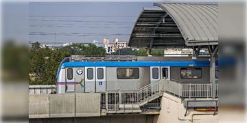 Read more about - Kolkata Metro | কলকাতা মেট্রোয় যুগান্তকারী অগ্রগতি, ভিক্টোরিয়ায় পৌঁছল টানেল বোরিং মেশিন ‘দুর্গা’!