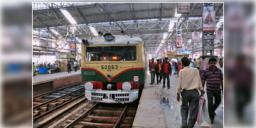 Read more about - Sealdah Division | অফিস টাইমে বাড়ানো হচ্ছে একগুচ্ছ লোকাল ট্রেন, স্বস্তিতে শিয়ালদহ ডিভিশনের যাত্রীরা