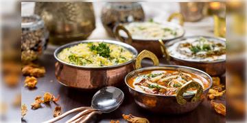 Read more about - WB Food Safety | লাল টুকটুকে মাংসের ঝোল থেকে রংচঙে বিরিয়ানি- বেচা যাবে না কোনোটাই! নিয়ম ভাঙলেই জরিমানা রেস্তরাঁর