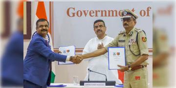Read more about - West Bengal Police | প্রযুক্তি থেকে দক্ষতা, সার্বিক উন্নয়নের লক্ষ্যে রাষ্ট্রীয় রক্ষা বিশ্ববিদ্যালয়ের সঙ্গে মউ স্বাক্ষর রাজ্য পুলিশের