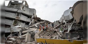Read more about - Venezuela Earthquake | ভেনেজুয়েলায় মৃত্যুমিছিল, ভূমিকম্পে মৃতের সংখ্যা ছাড়ালো ৪৭০০