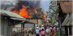 Read more about - Manipur | জওয়ানের বাড়ি লক্ষ্য করে রকেট হামলা, মণিপুরে মৃত ২ শিশু! জারি কারফিউ