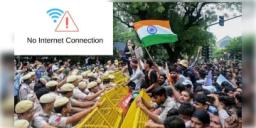 Read more about - CJP Protest | শনিতে যন্তর মন্তরে বন্ধ ইন্টারনেট পরিষেবা, প্রবেশ নিষেধ রেল স্টেশনে! কড়া নিরাপত্তায় মুড়ছে দিল্লি