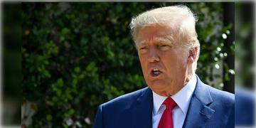 Read more about - Donald Trump | ‘আমি ধর্ষক নই’, কী কারণে এমন প্রতিক্রিয়া দিলেন ডোনাল্ড ট্রাম্প?