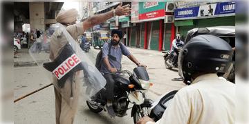 Read more about - Punjab | পঞ্জাবে জঙ্গি হামলার বড়সড় আশঙ্কা! জারি সতর্কতা! চলছে নজরদারি!