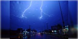 Read more about - Weather Update | ধেয়ে আসছে কালবৈশাখী, ৬০ কিমি বেগে ঝড়ের আশঙ্কা শহর কলকাতায়!