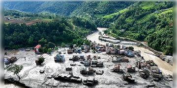 Read more about - Nepal Flash Flood Update | ১২ ঘণ্টাতেই ভেঙেছে ‘বেরিয়ার’ লেক! নেপালে বন্ধ উদ্ধারকাজ, বিপদ কাটলো কি?