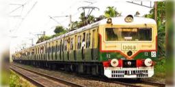 Read more about - Sealdah-dankuni section | রবিতে শিয়ালদহ-ডানকুনি শাখায় বাতিল একাধিক লোকাল ট্রেন, বদলাচ্ছে এক্সপ্রেস ট্রেনের যাত্রাপথ, দেখে নিন তালিকা