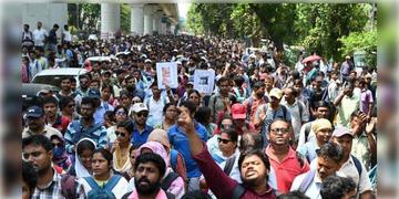 Read more about - Teacher Recruitment | একাদশ-দ্বাদশ শ্রেণির শিক্ষক নিয়োগ প্রক্রিয়া স্থগিত করলো পশ্চিমবঙ্গ মধ্যশিক্ষা পর্ষদ!