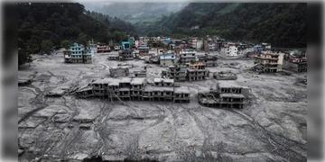 Read more about - Nepal Disaster | বন্যাবিধ্বস্ত নেপালকে প্রতিদিন ১৮ ঘণ্টা বিদ্যুৎ দিচ্ছে ভারত!