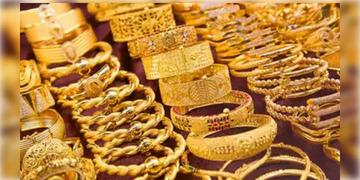 Read more about - Gold Rate | রবিবাসরীয় সকালে স্বস্তি মধ্যবিত্তের, একধাক্কায় ফের কমল সোনার দাম!
