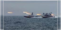 Read more about - Iran-US | ওমান সাগরে মার্কিন সামরিক জাহাজে হামলা চালালো ইরান, নতুন করে বাড়ছে দুই দেশের মধ্যে উত্তেজনা!