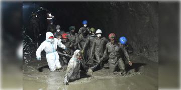 Read more about - Nepal Flood | নেপালে হড়পা বানের তিন সপ্তাহ পর হাইড্রো প্রজেক্টের টানেল থেকে উদ্ধার ১০ জনের দেহ!