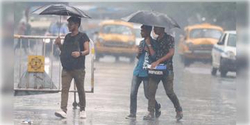 Read more about - Weather Update | দক্ষিণবঙ্গে বাড়বে বৃষ্টির দাপট! আজও রয়েছে বজ্রবিদ্যুৎ-সহ বৃষ্টির কমলা সর্তকতা!