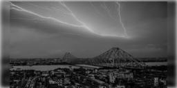 Read more about - Weather Update | রাতভর ঝড় বৃষ্টি, বঙ্গে কালবৈশাখীর সতর্কতা জারি আবহাওয়া দপ্তরের!