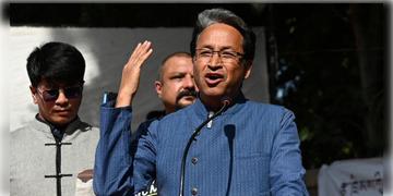 Read more about - Sonam Wangchuk | ককরোচদের সমর্থন, লাদাখের দাবিতে কেন্দ্রকে ২ অক্টোবরের ডেডলাইন ওয়াংচুকের!