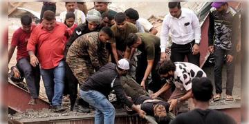 Read more about - Taratala Incident | ১-এর বদলে ৩ তলা থেকে ঢালাই, নিম্নমানের নির্মাণ সামগ্রী ব্যবহার! প্রকাশ তারাতলা বিপর্যয়ের প্রাথমিক তদন্ত রিপোর্ট!
