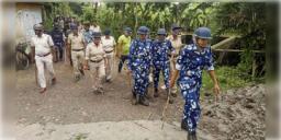 Read more about - Howrah | হাওড়ায় জারি ১৬৩ ধারা, কবে থেকে কবে পর্যন্ত কার্যকর থাকবে একাধিক বিধিনিষেধ?