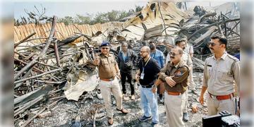 Read more about - Anandpur Fire Incident | অগ্নিকাণ্ডের এক সপ্তাহ পরে সিট্ গঠন! আনন্দপুরের কারখানায় অগ্নিকান্ডে তদন্তে পুলিশ